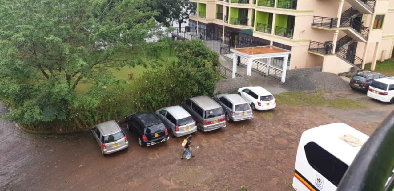 Sky Beach Hotel Wakiso Exterior photo