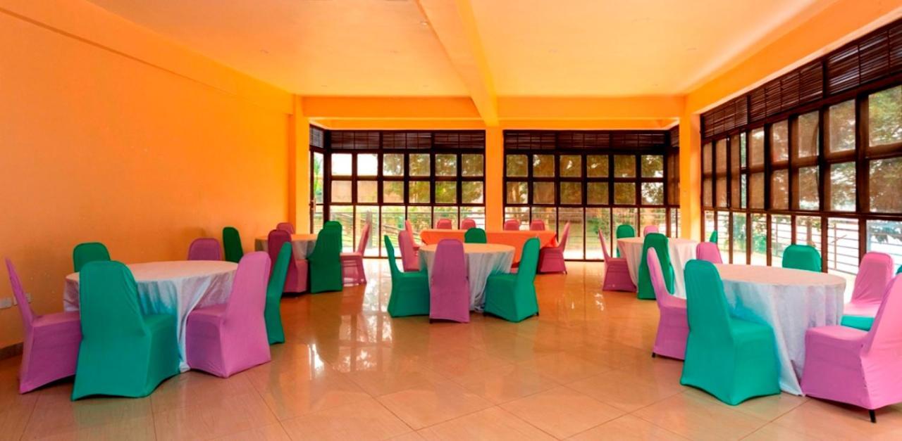 Sky Beach Hotel Wakiso Exterior photo