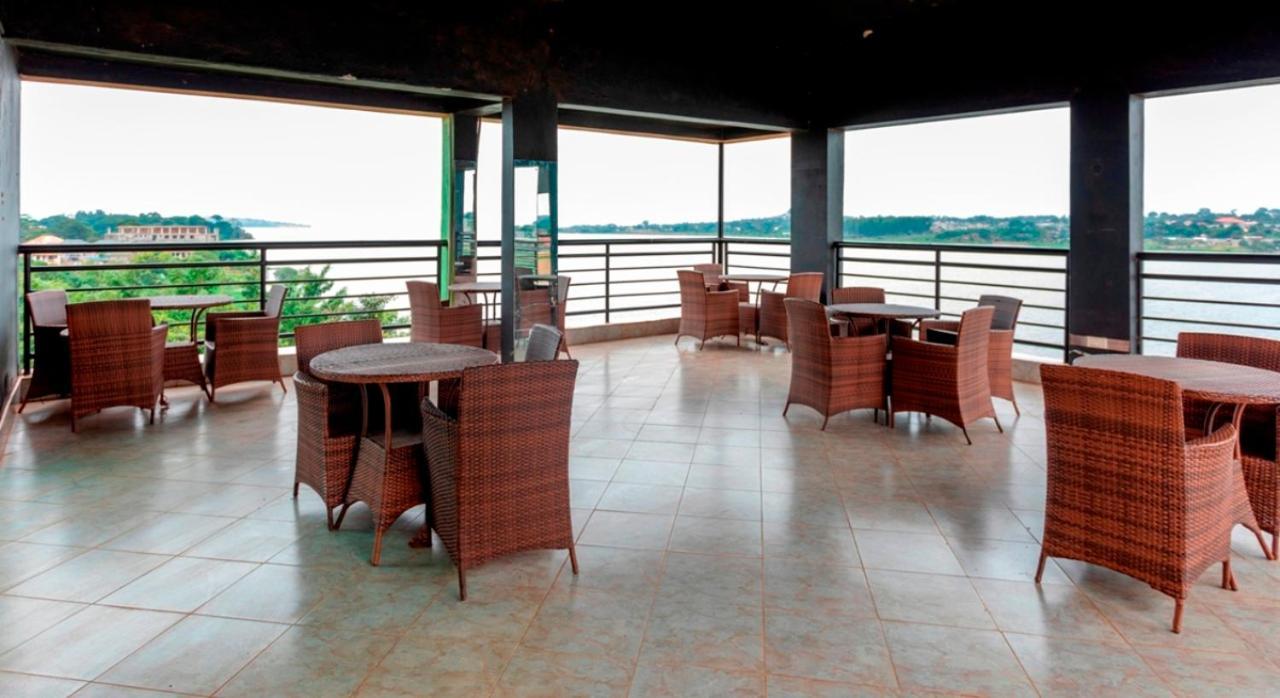 Sky Beach Hotel Wakiso Exterior photo